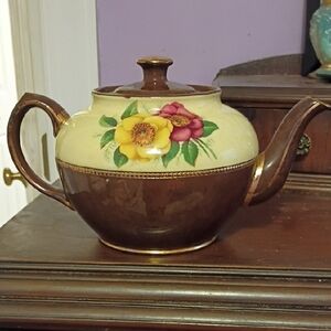 Vintage Floral Sadler Staffordshire Teapot